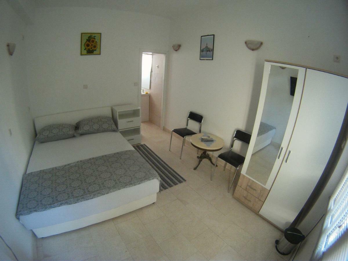 Salona Suite Exterior foto